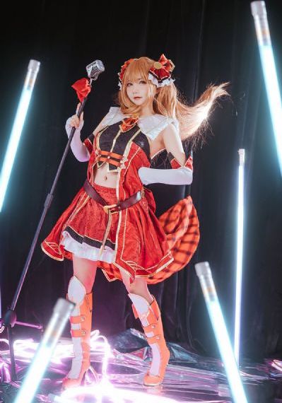 《酒店服务生》